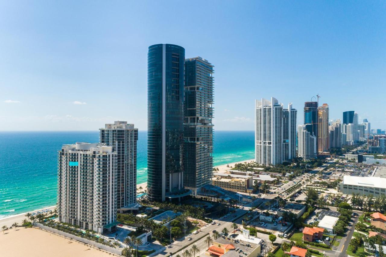 شقة Sunny Isles 1Bdr Sea View And Pool ميامي بيتش المظهر الخارجي الصورة