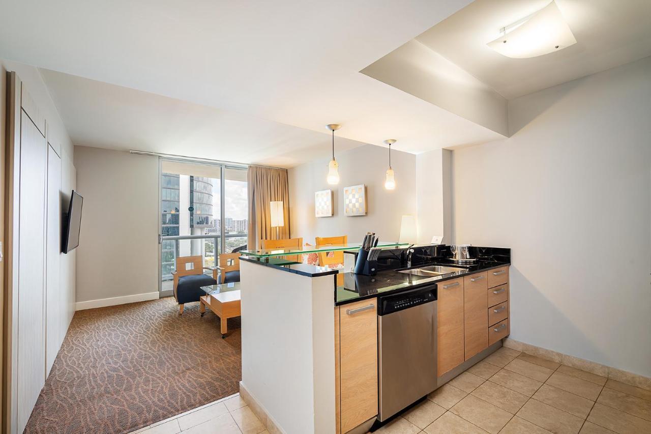 شقة Sunny Isles 1Bdr Sea View And Pool ميامي بيتش المظهر الخارجي الصورة