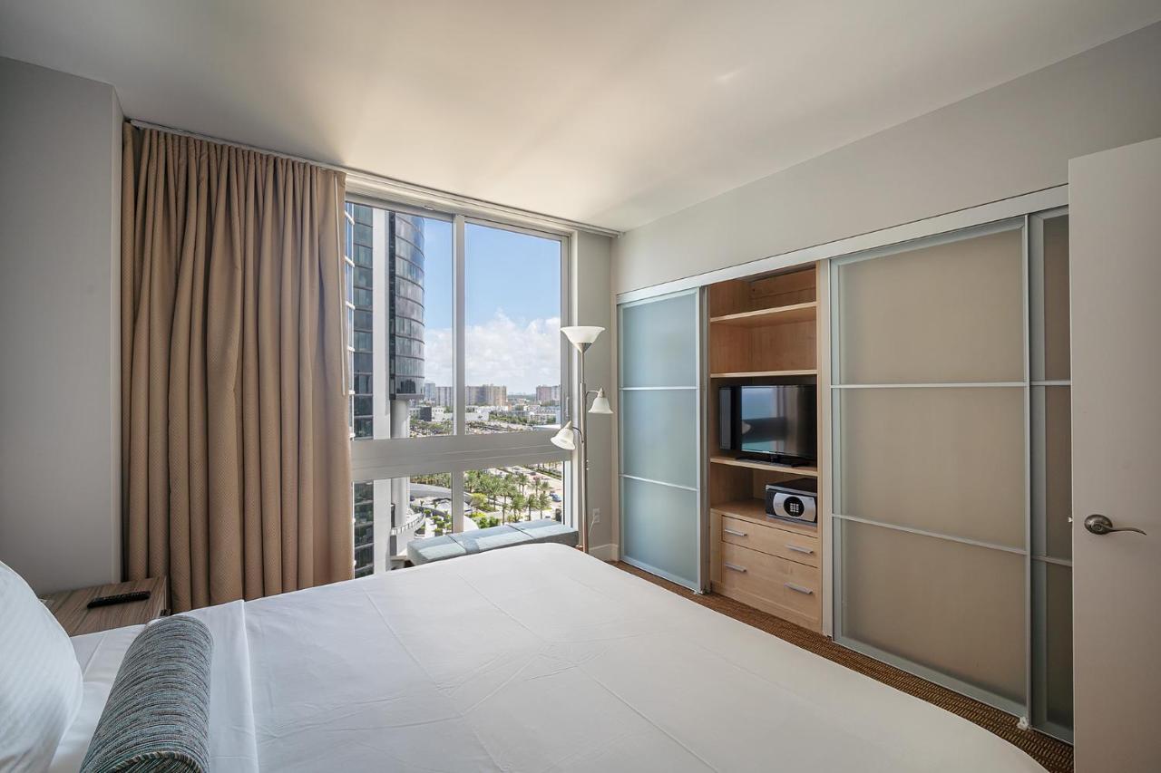 شقة Sunny Isles 1Bdr Sea View And Pool ميامي بيتش المظهر الخارجي الصورة